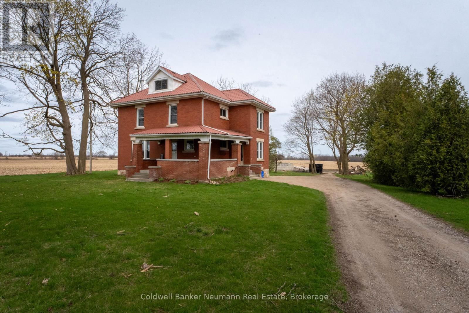 7735 SIXTH LINE Image 1