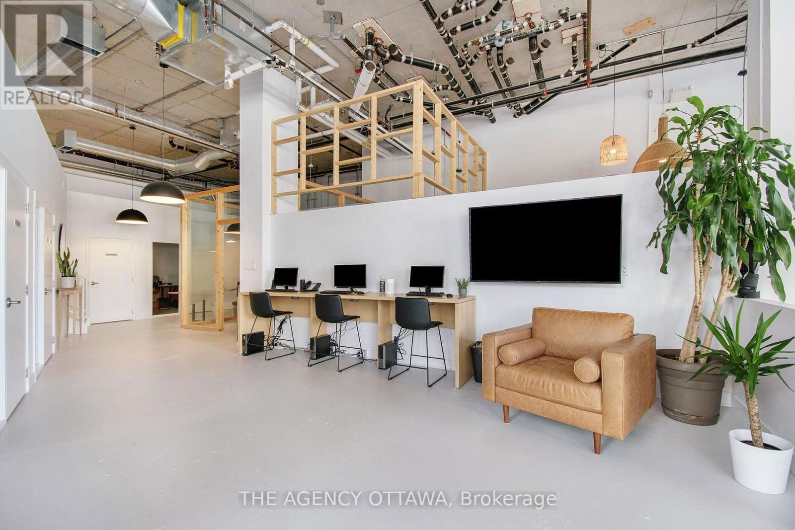 4 - 1130 WELLINGTON STREET WEST Image 7