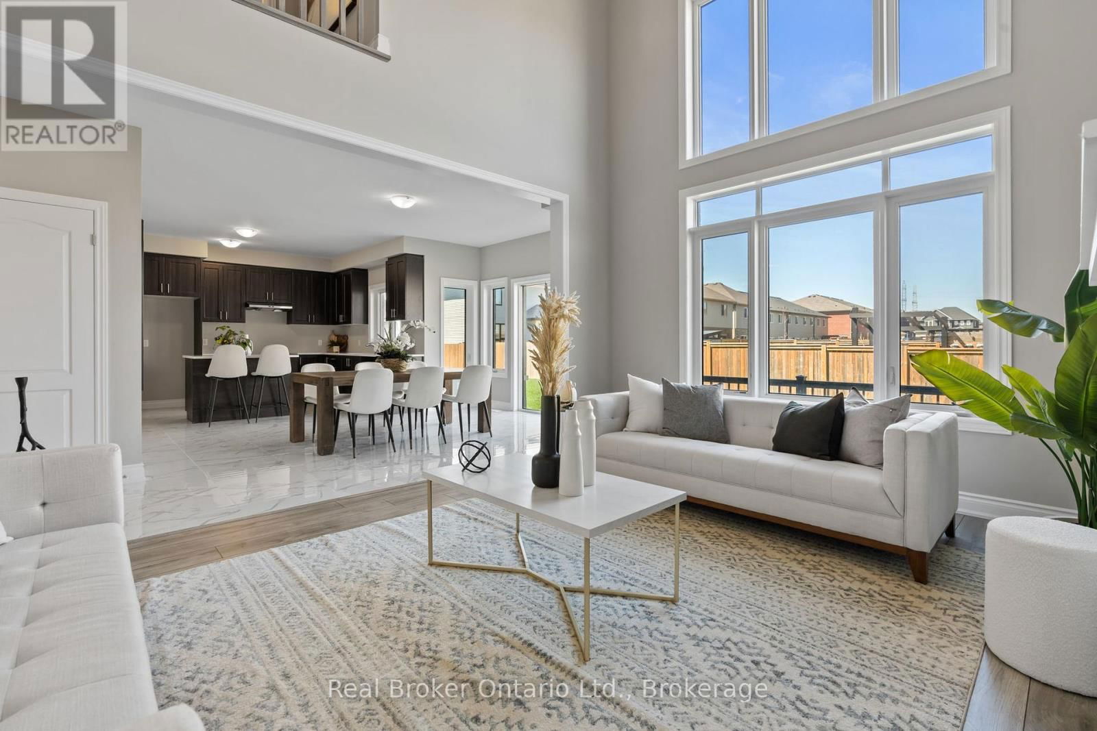 18 VENTURE WAY Image 4
