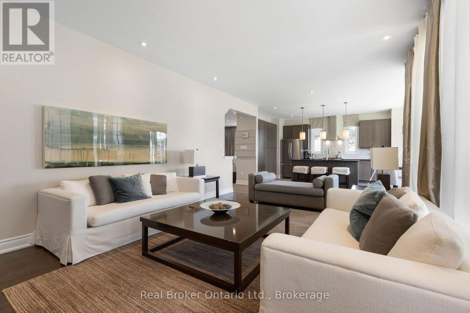18 VENTURE WAY Image 6