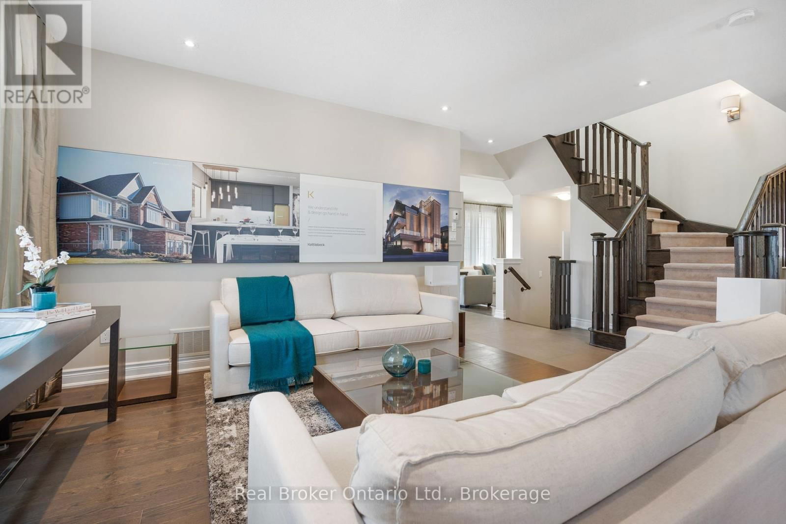 18 VENTURE WAY Image 8