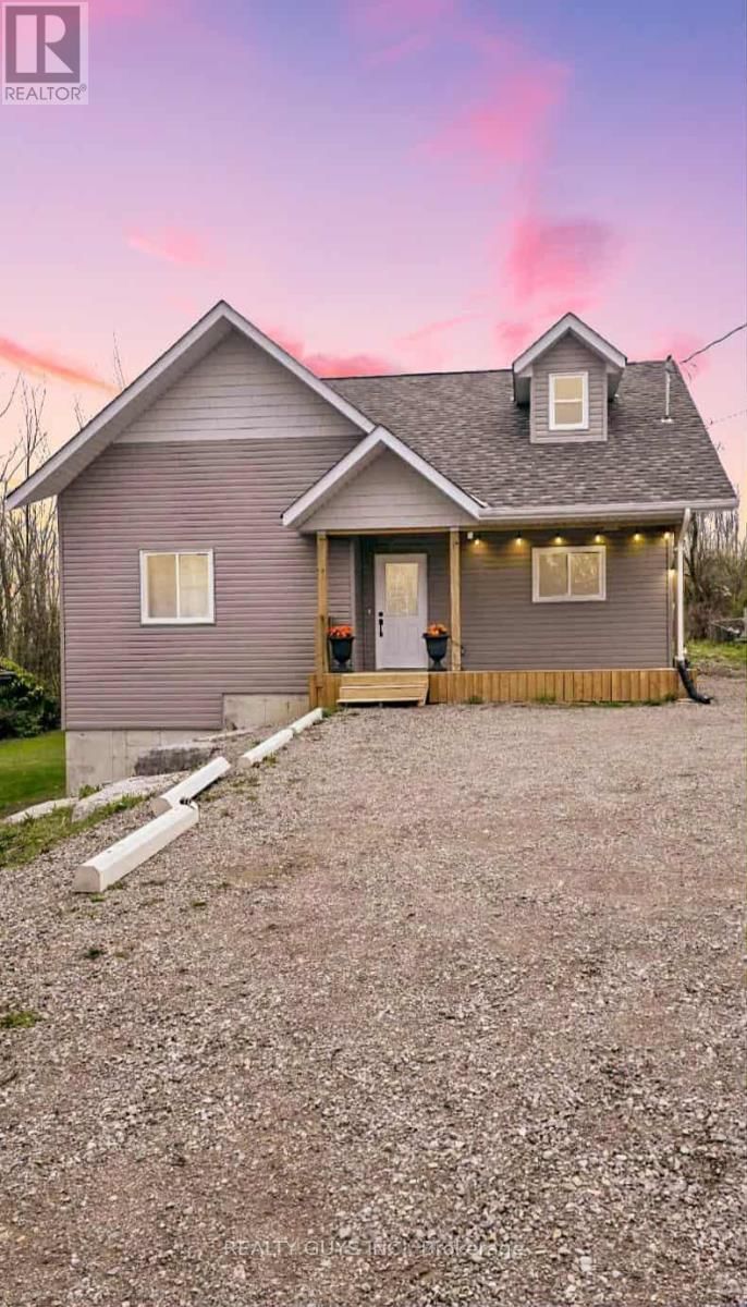 909 FAIRBAIRN STREET Image 27