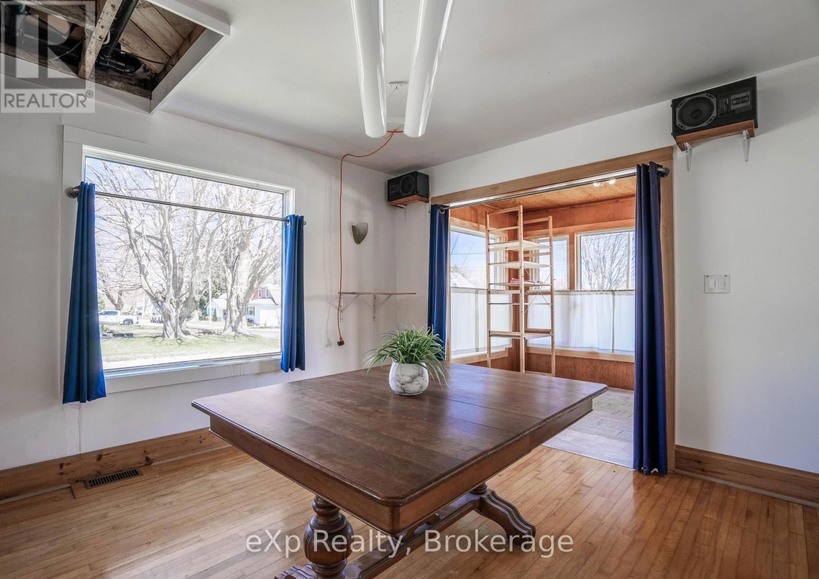 4 ALEXANDER STREET Image 12