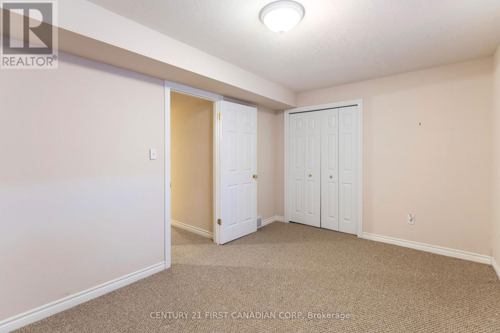 10 - 1241 BEAVERBROOK AVENUE Image 20