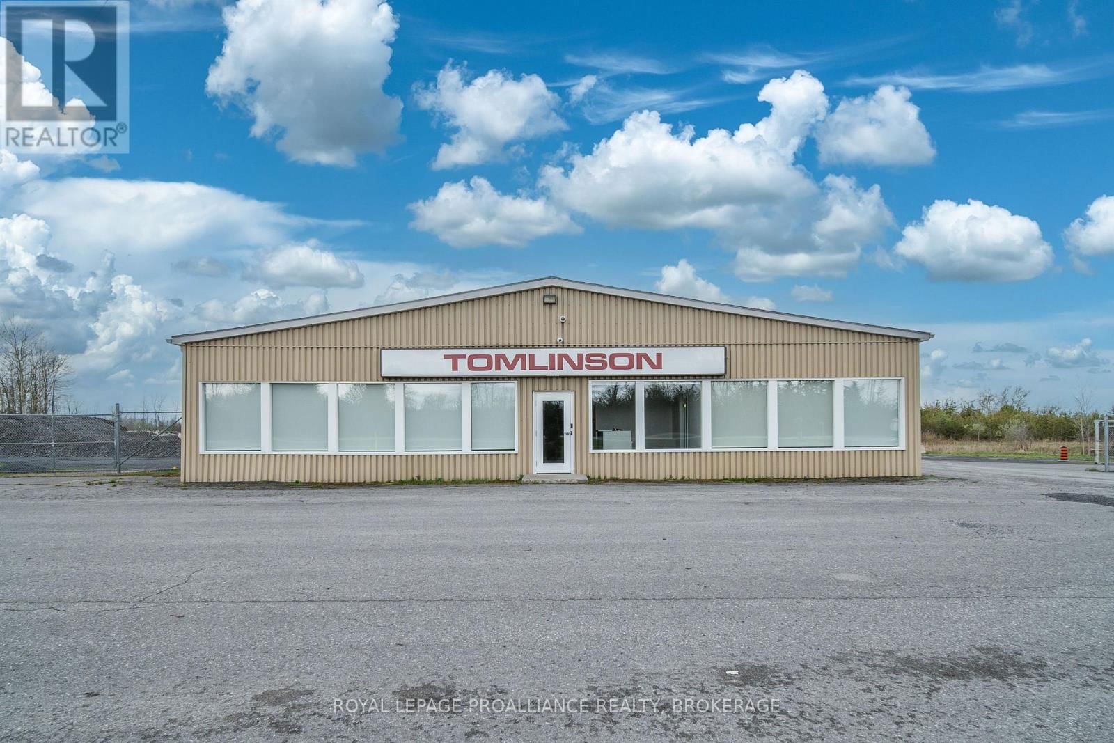 8188 HIGHWAY 2 Image 1