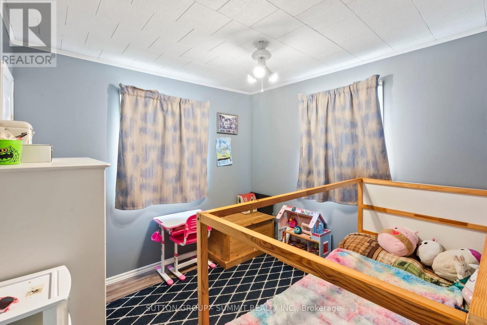 134 PAISLEY DRIVE Image 18