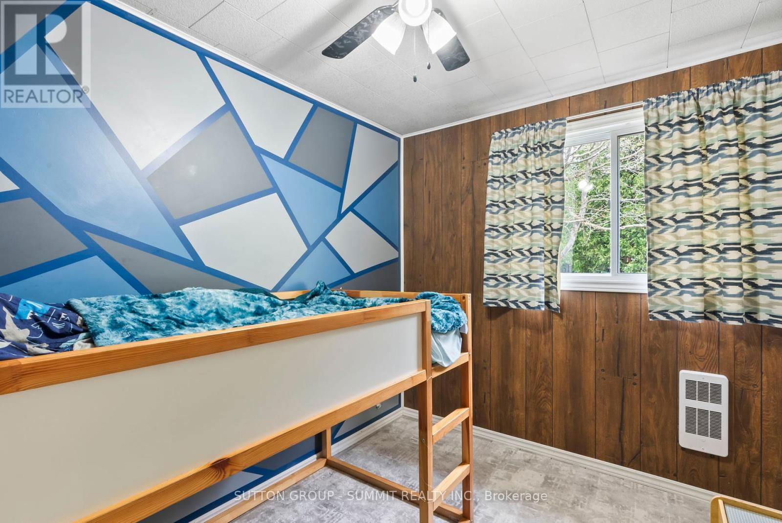 134 PAISLEY DRIVE Image 19