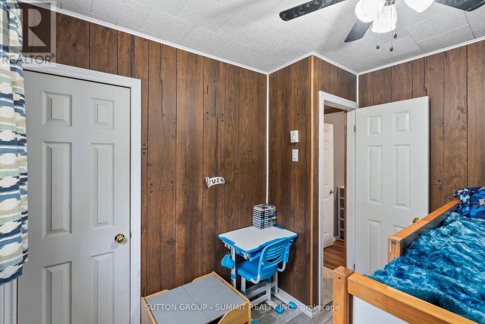 134 PAISLEY DRIVE Image 20