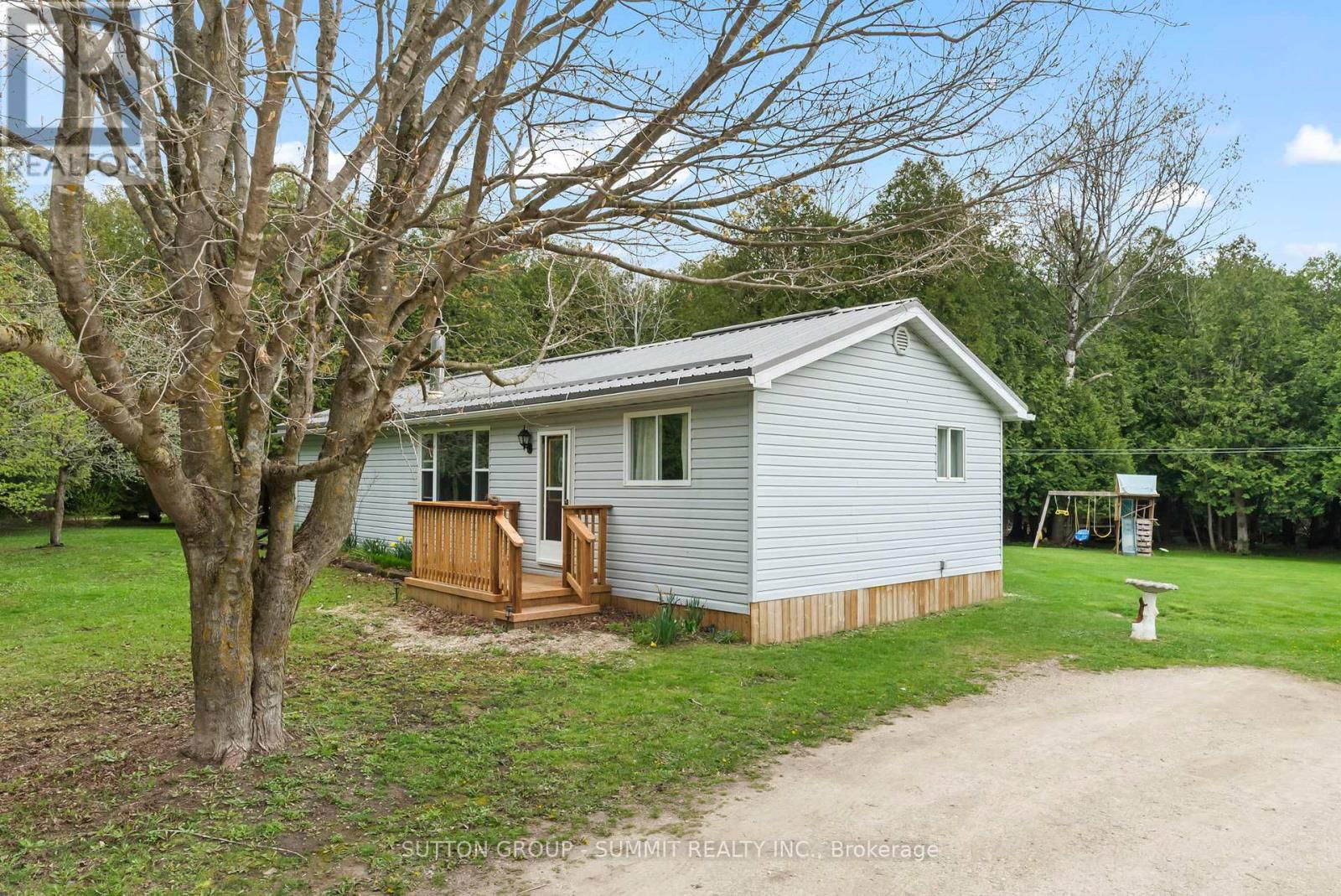 134 PAISLEY DRIVE Image 4