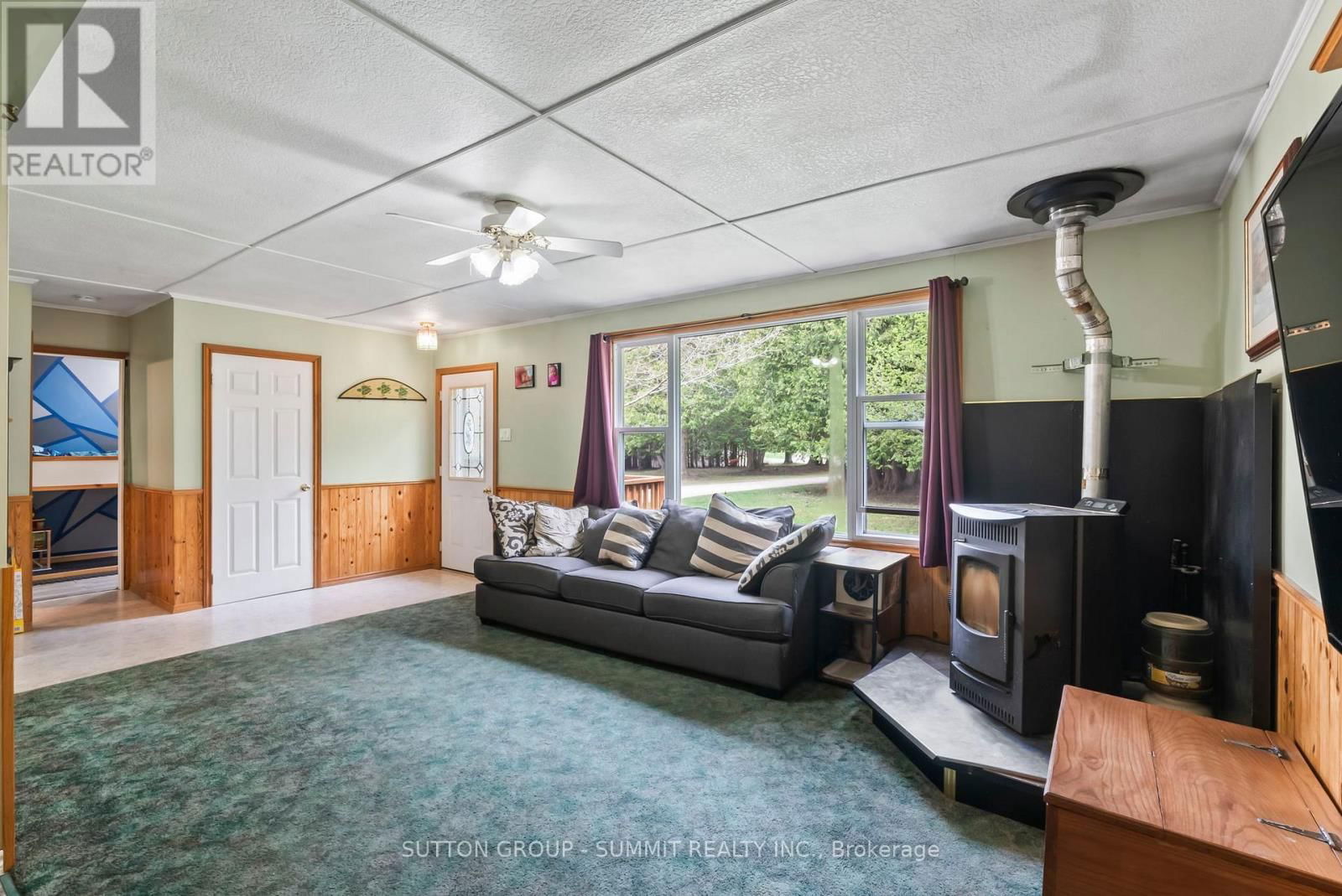 134 PAISLEY DRIVE Image 8