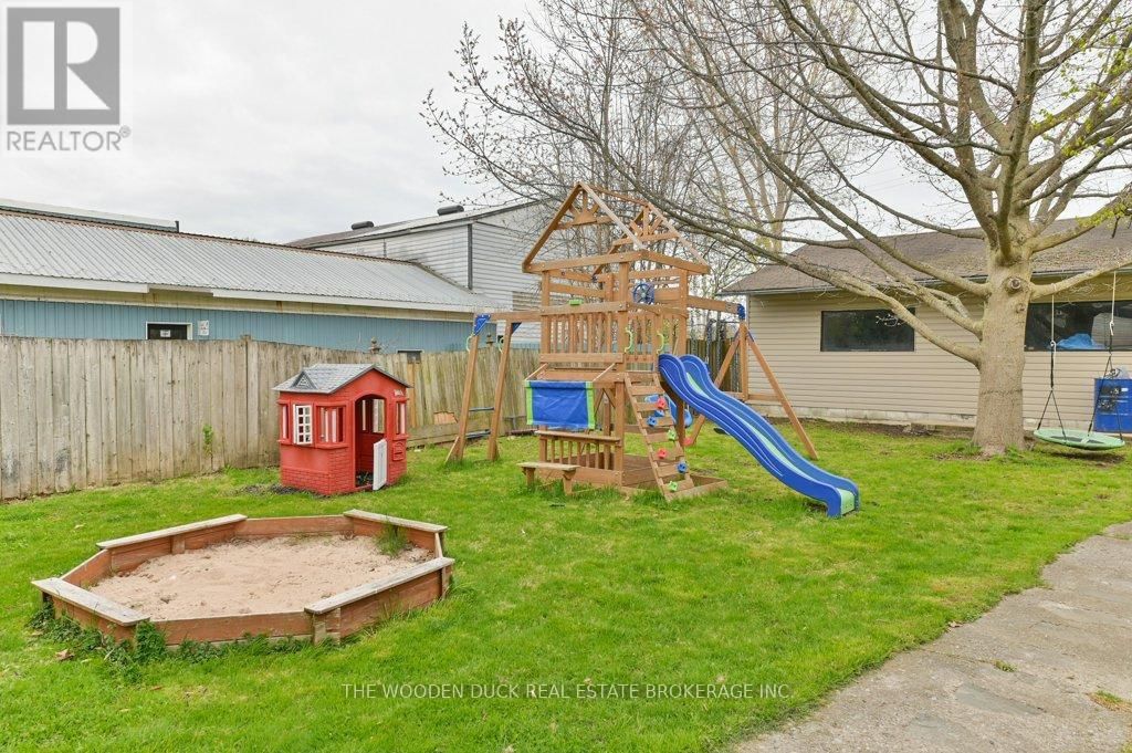 285 KENT STREET Image 26