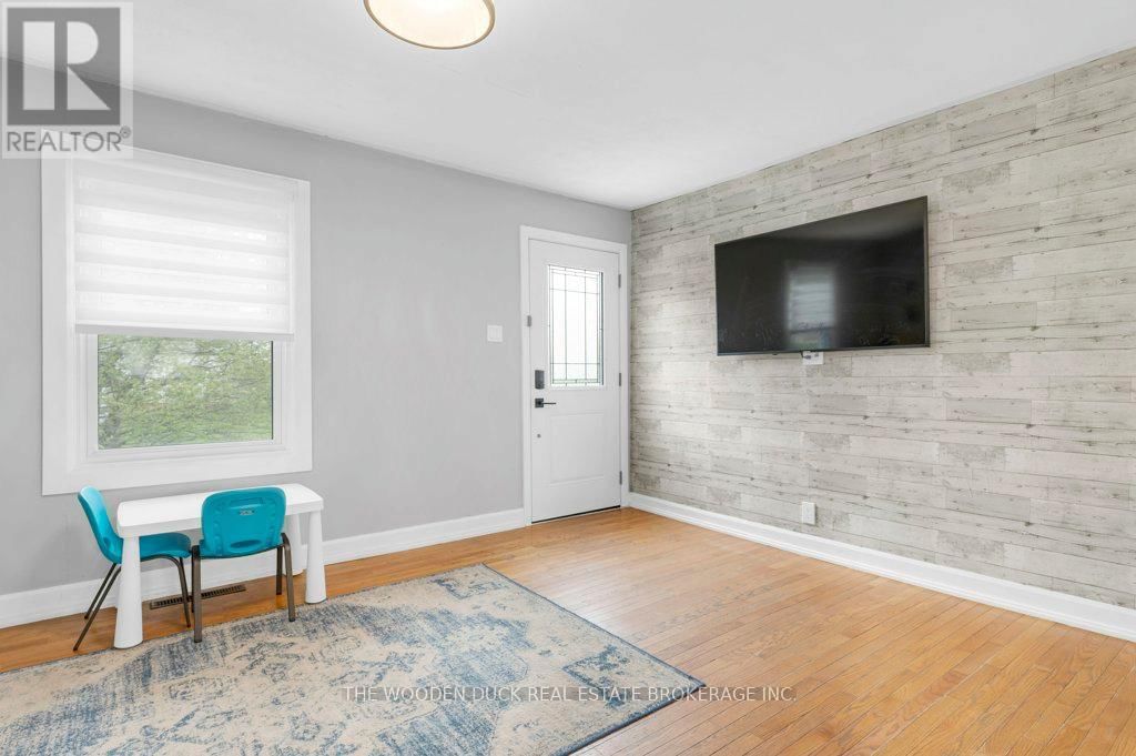 285 KENT STREET Image 6