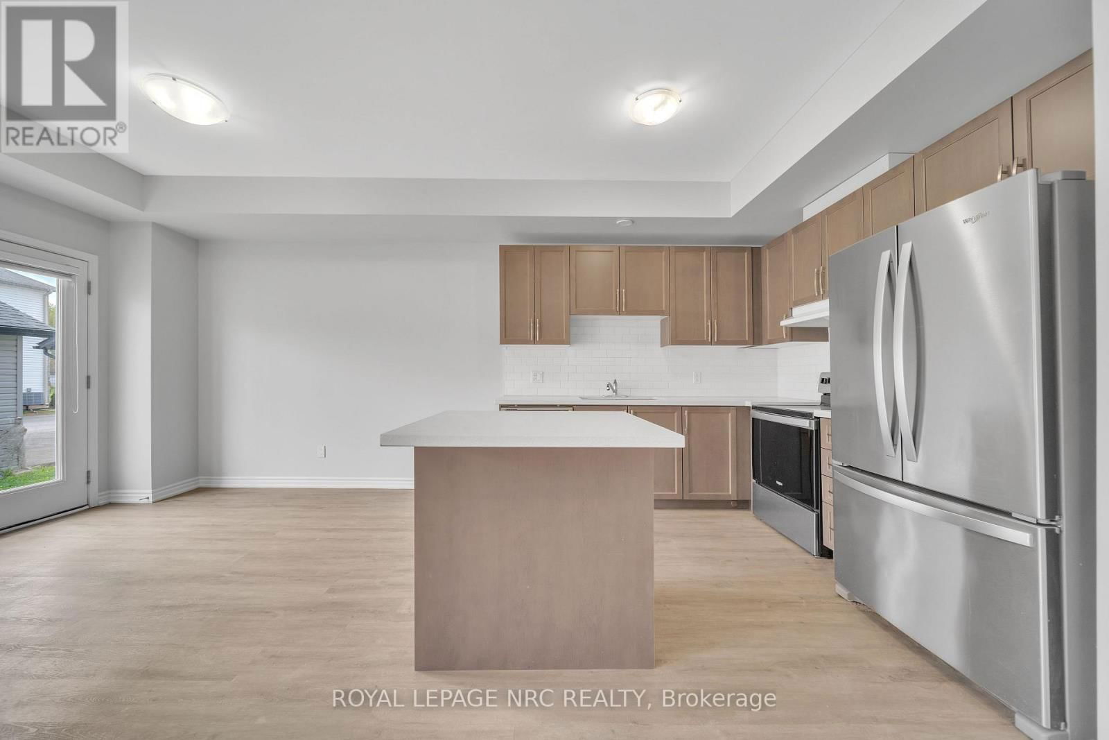 178 BROADWAY LANE Image 10