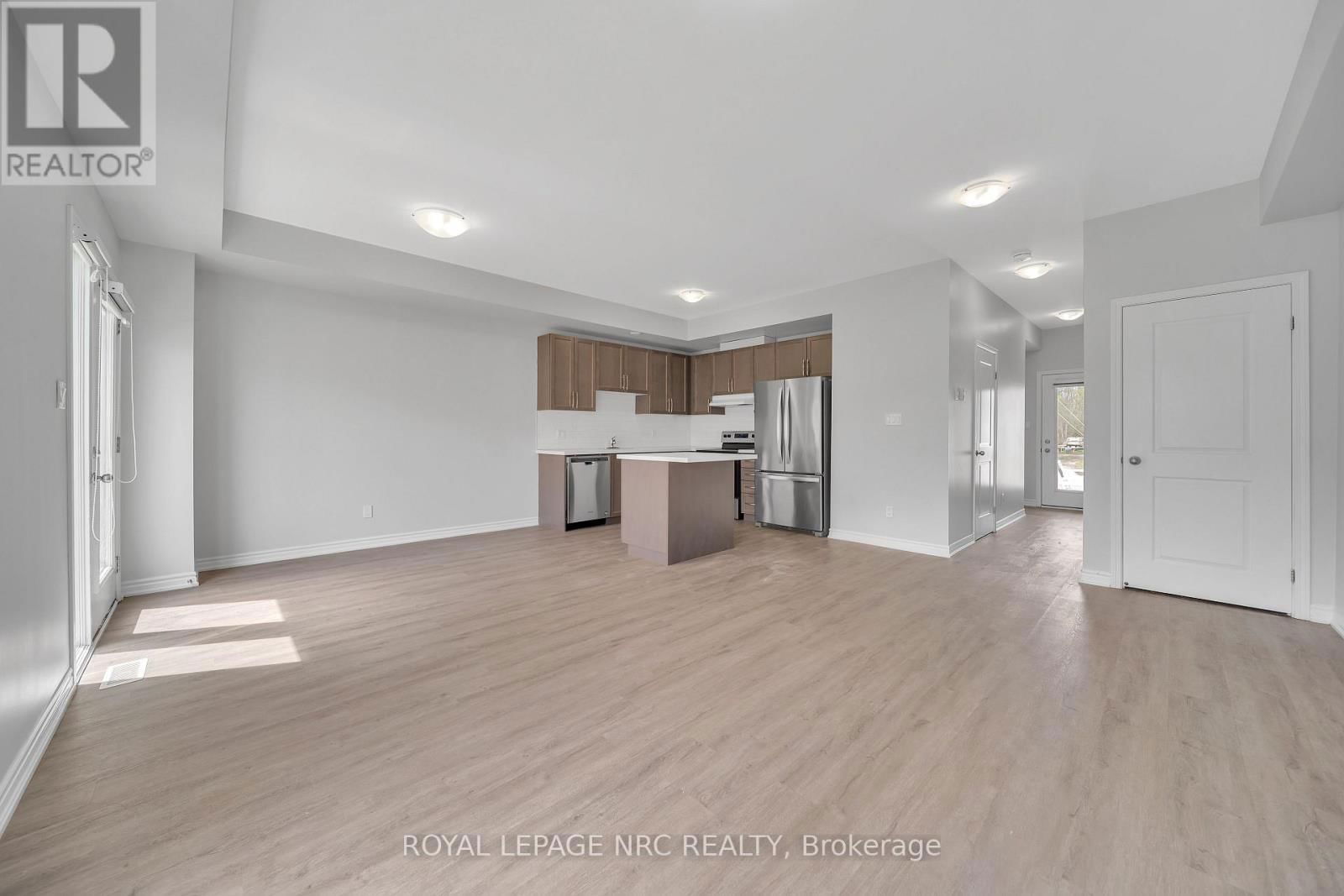 178 BROADWAY LANE Image 9