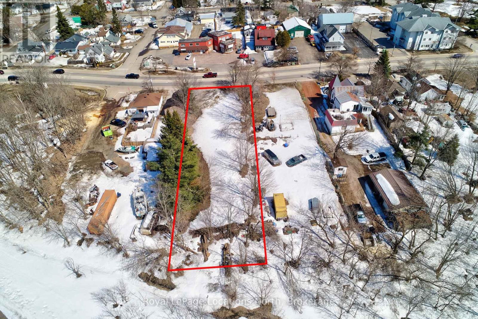 825 MUSKOKA ROAD SOUTH Image 1