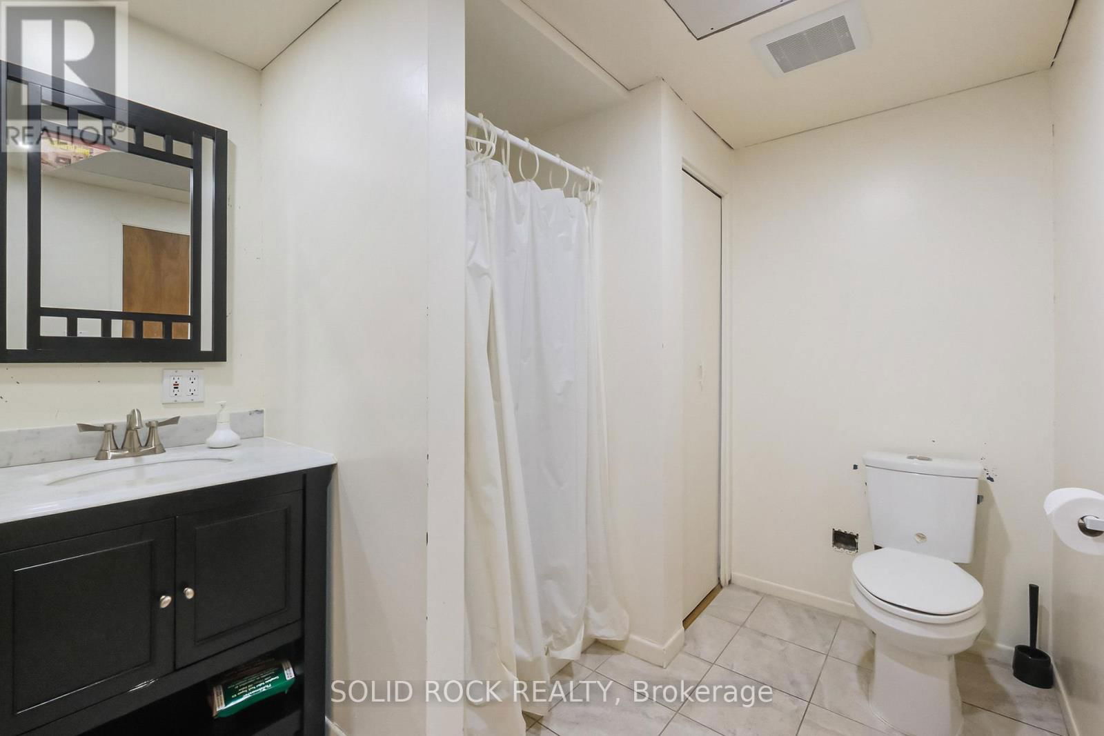 23 - 1010 POLYTEK STREET Image 25