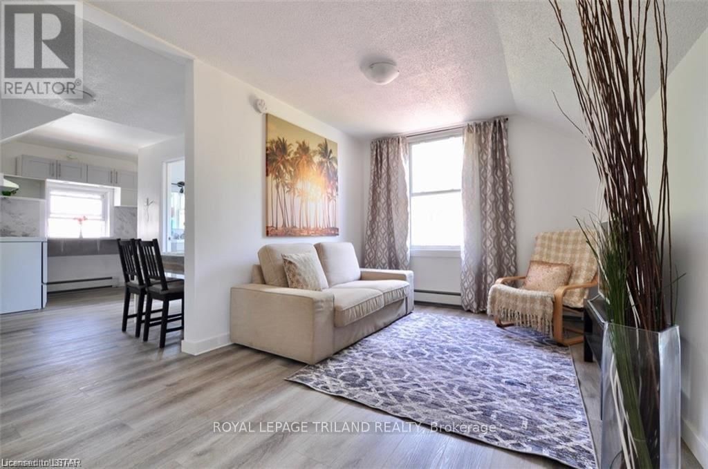 784 LITTLE GREY STREET Image 10