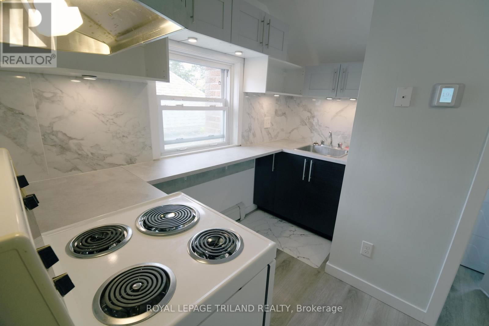 784 LITTLE GREY STREET Image 12