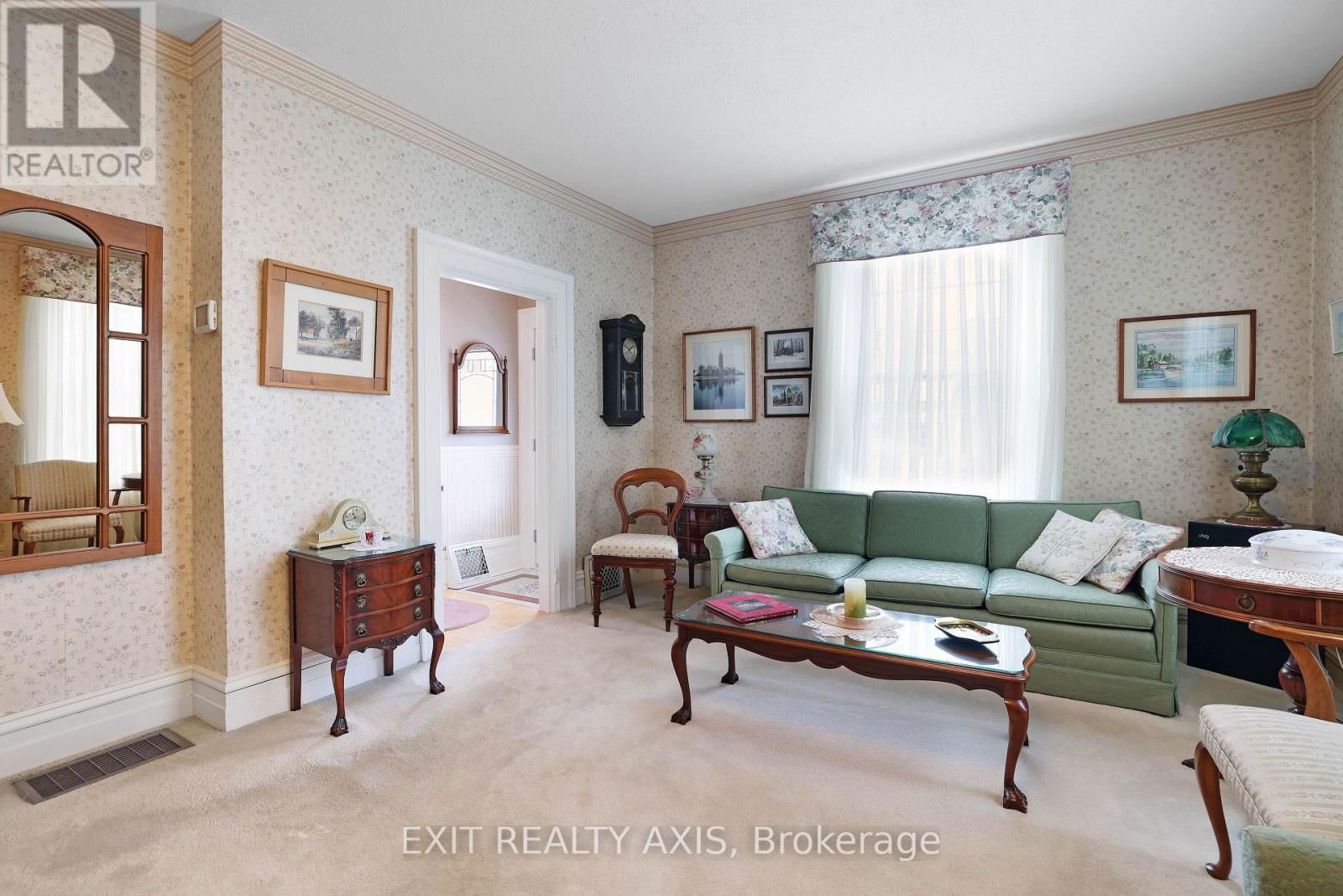 34 CHURCH STREET Image 13