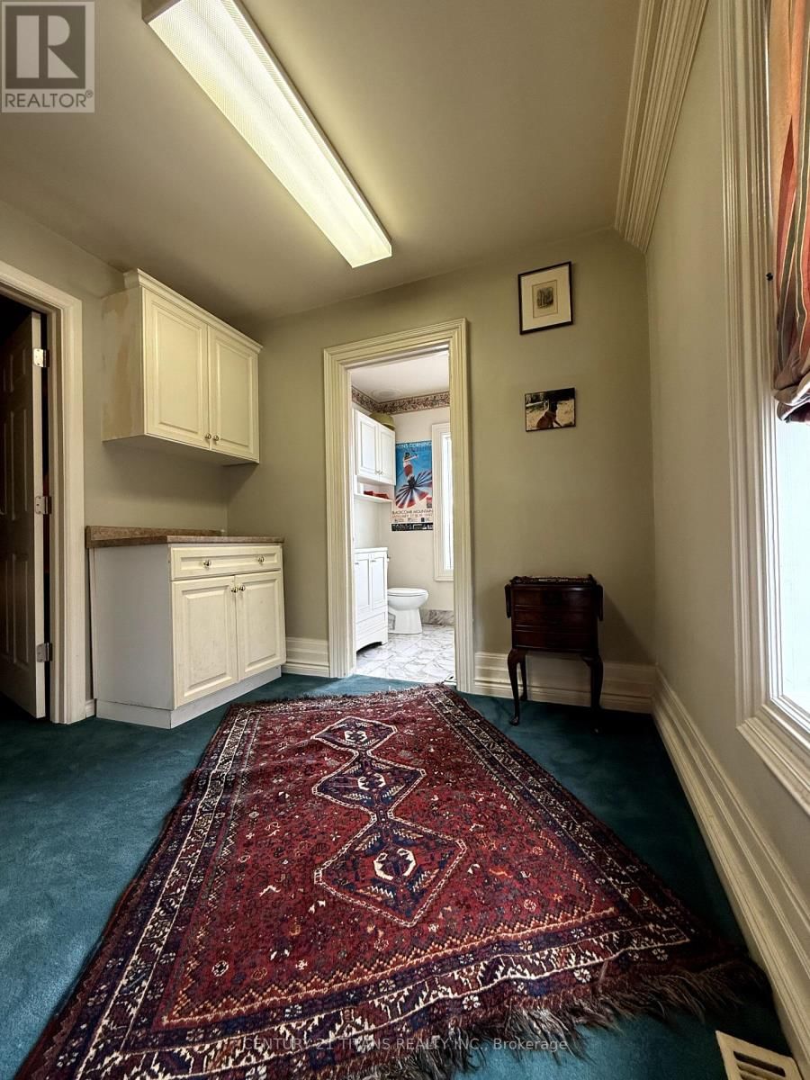 257 ST CLAIR STREET Image 11