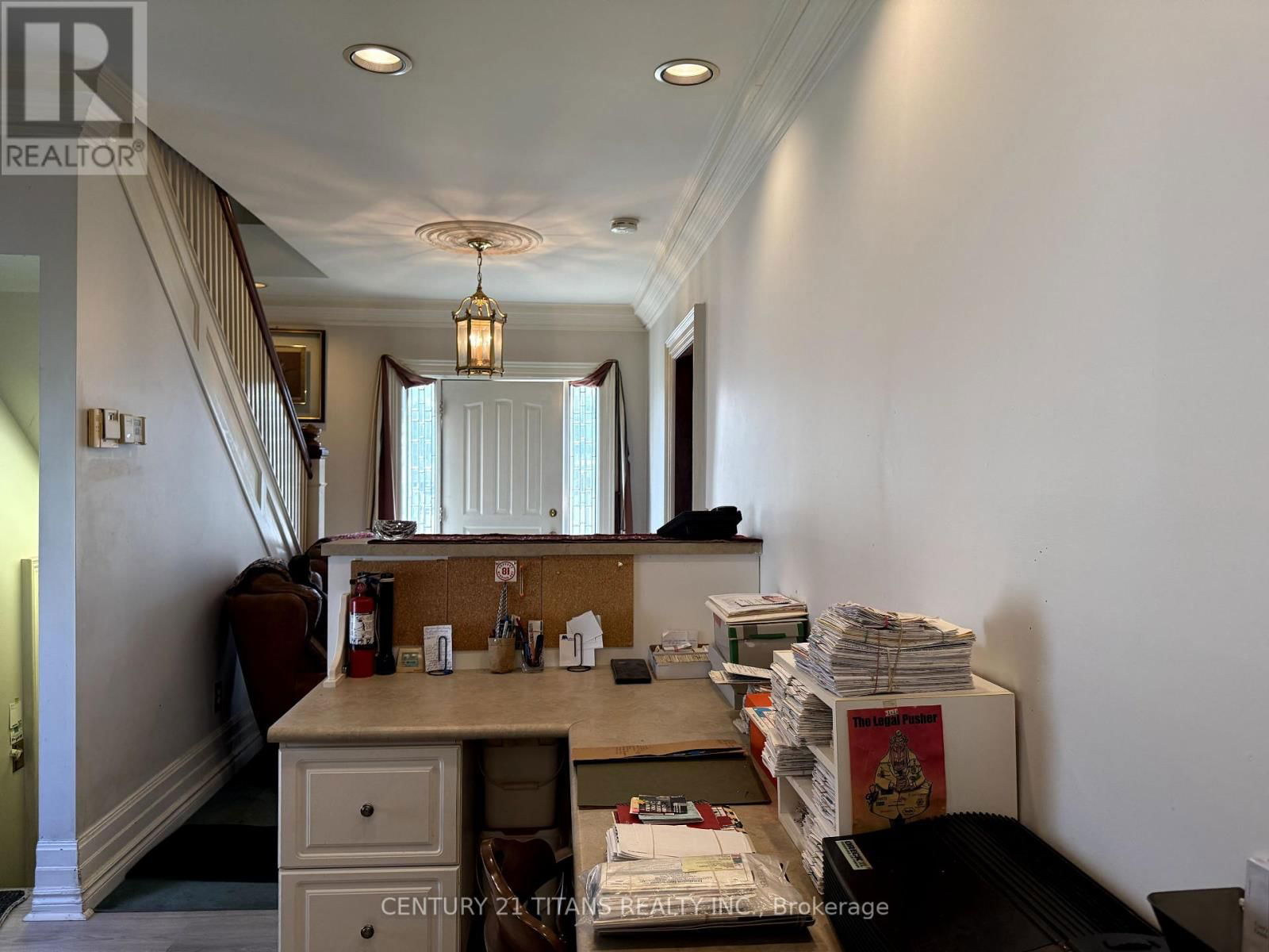 257 ST CLAIR STREET Image 2