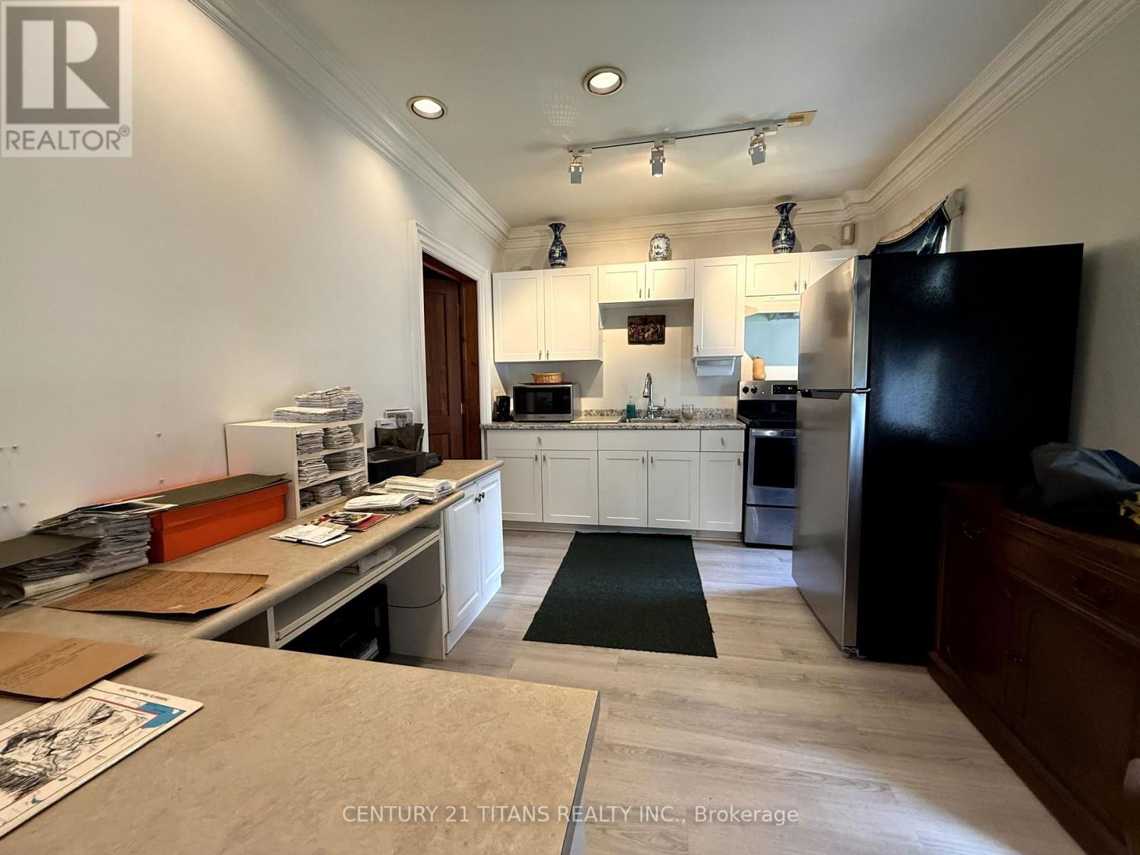 257 ST CLAIR STREET Image 6