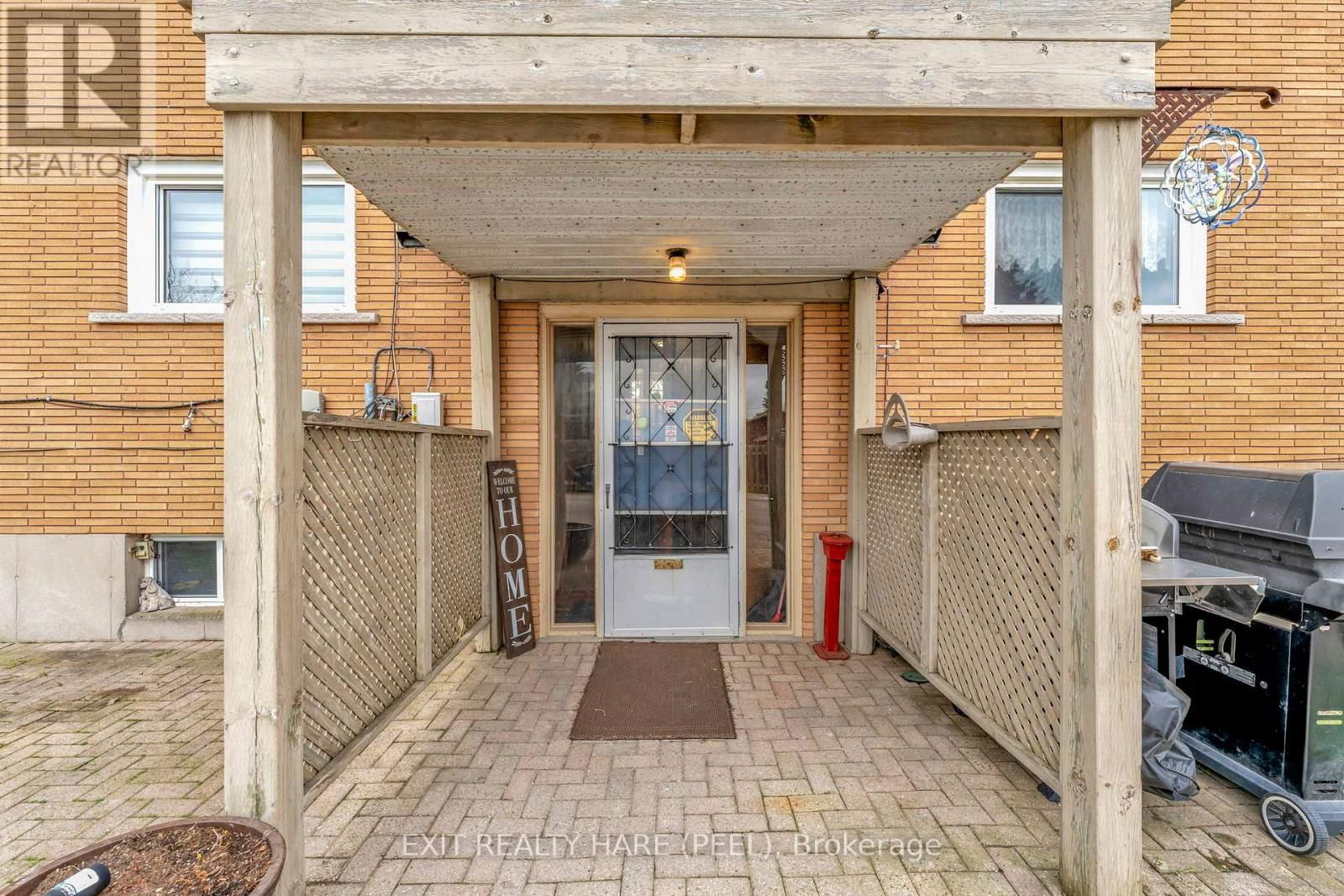 52 HAMPTON STREET Image 5