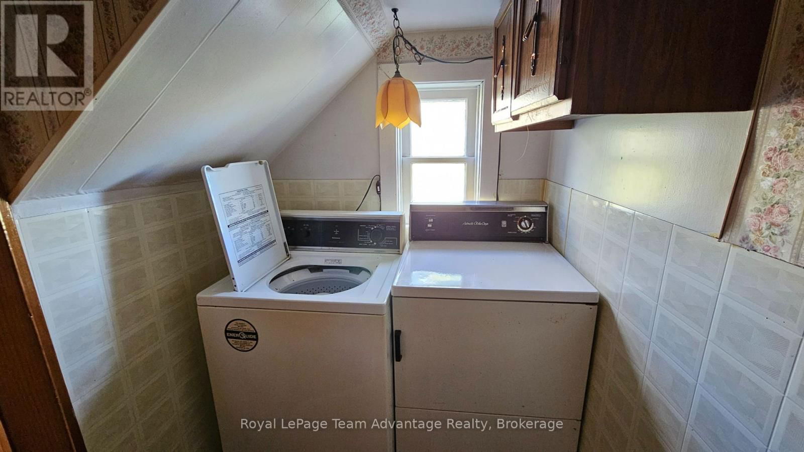 77 LAKESHORE ROAD Image 26