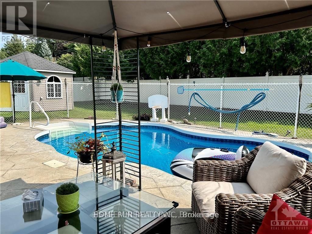 34 STINSON AVENUE Image 25