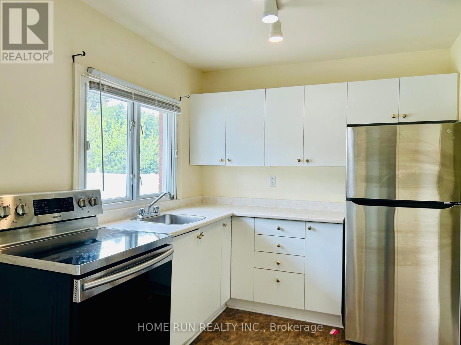 34 STINSON AVENUE Image 8