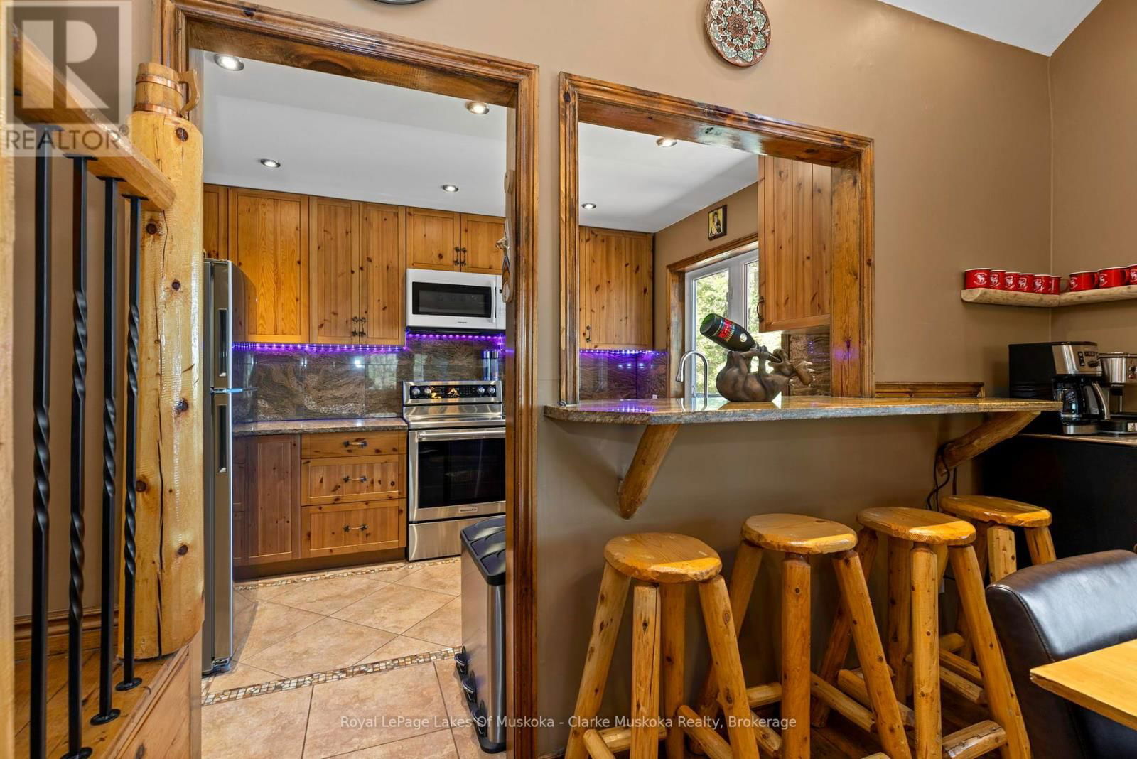1 - 1041 SUMMIT ROAD Image 29
