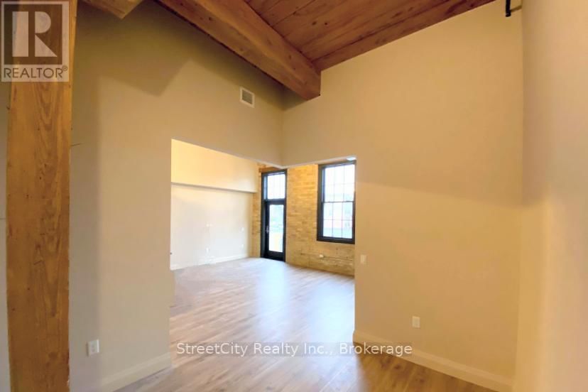 104 - 245 DOWNIE STREET Image 16