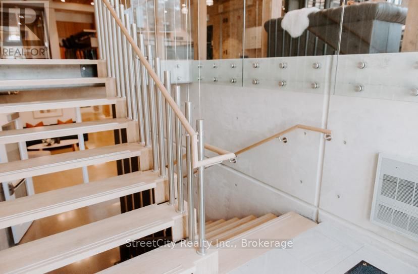 104 - 245 DOWNIE STREET Image 27