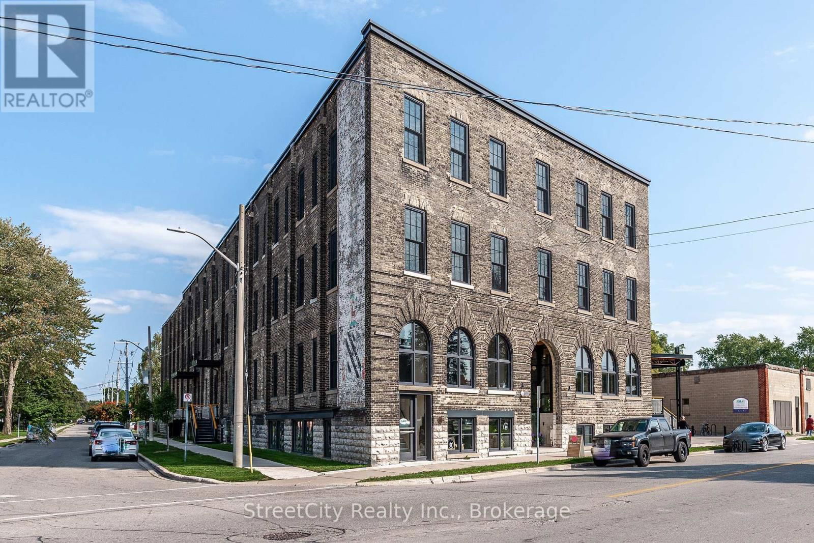 104 - 245 DOWNIE STREET Image 3