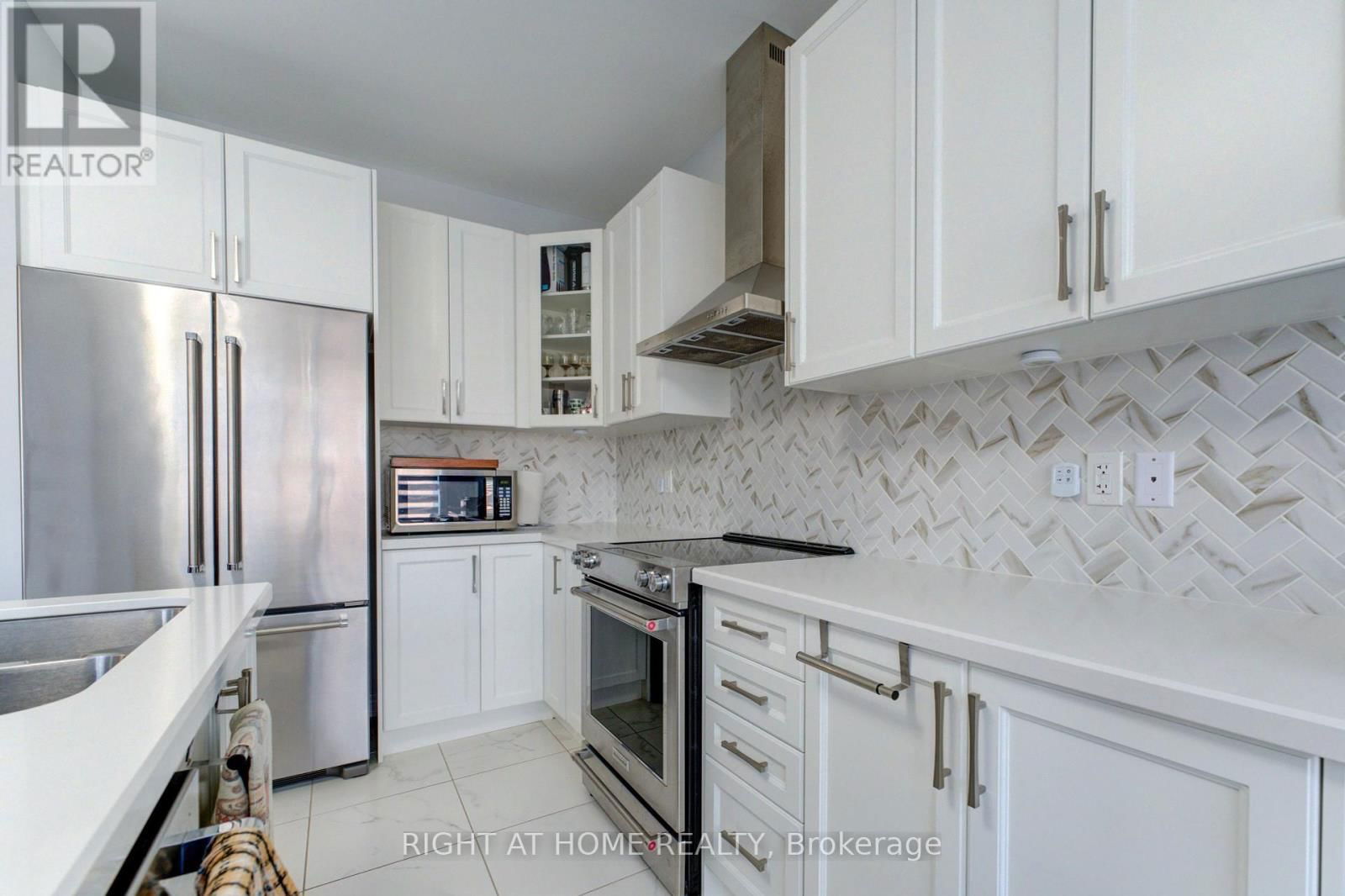 39 DRAKE AVENUE Image 13