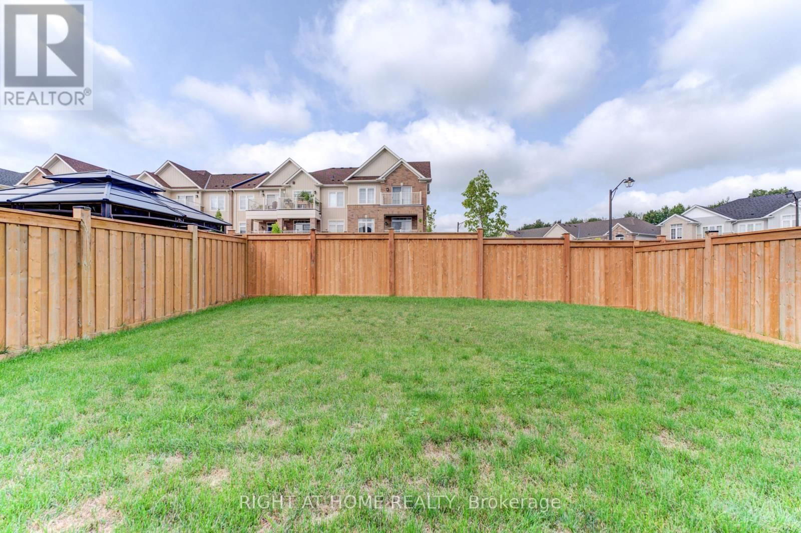 39 DRAKE AVENUE Image 38