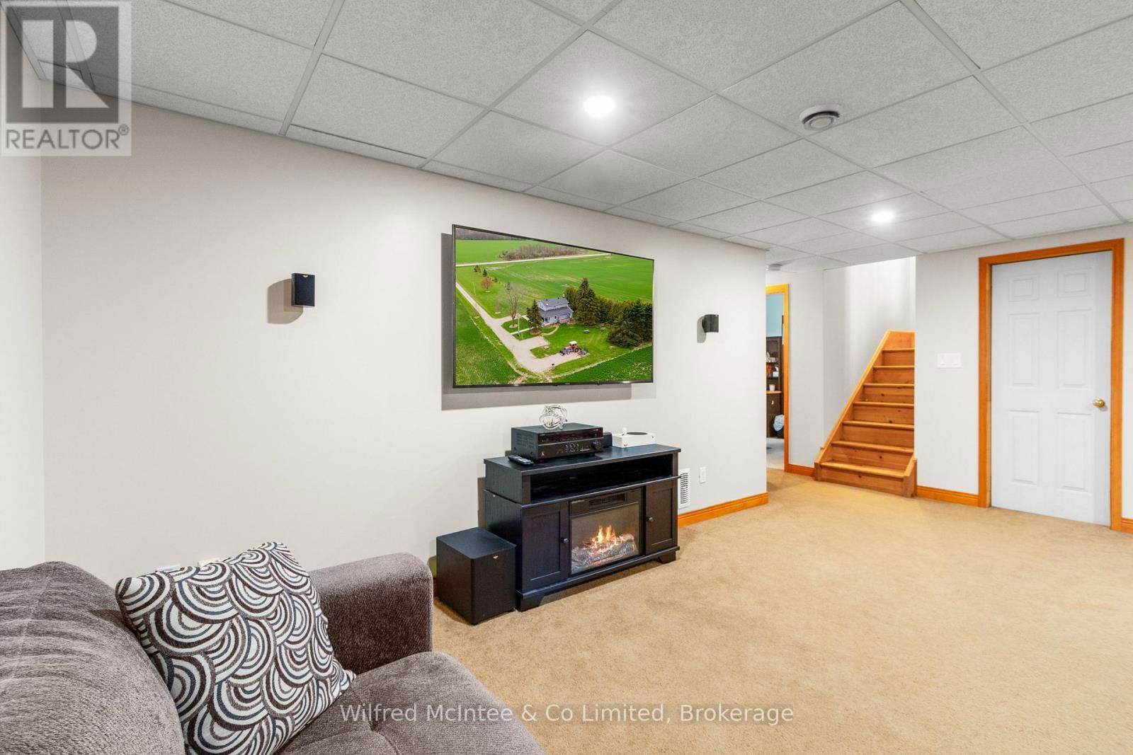 1354 BRUCE ROAD 17 ROAD Image 36
