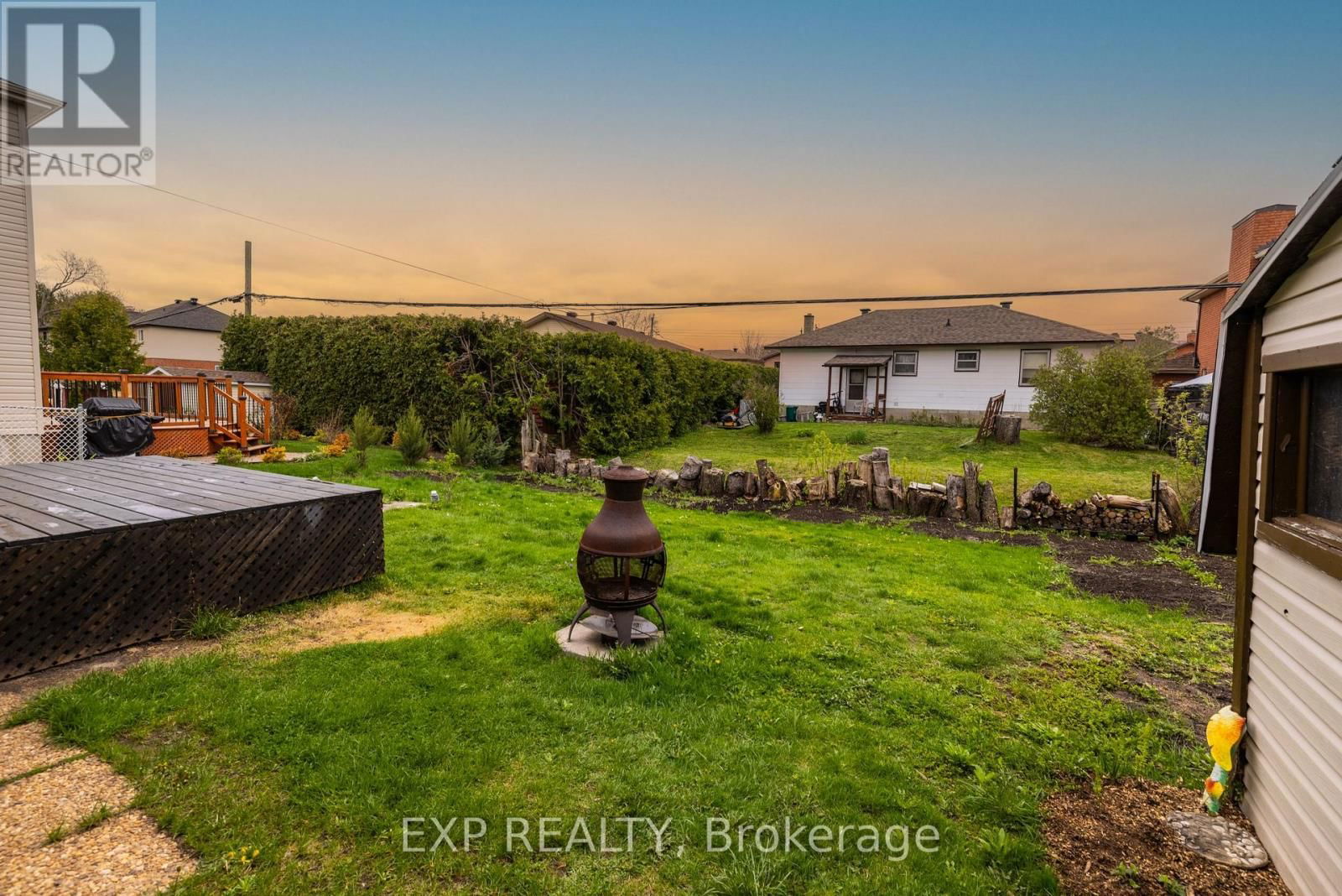 1954 ROSEBELLA AVENUE Image 26