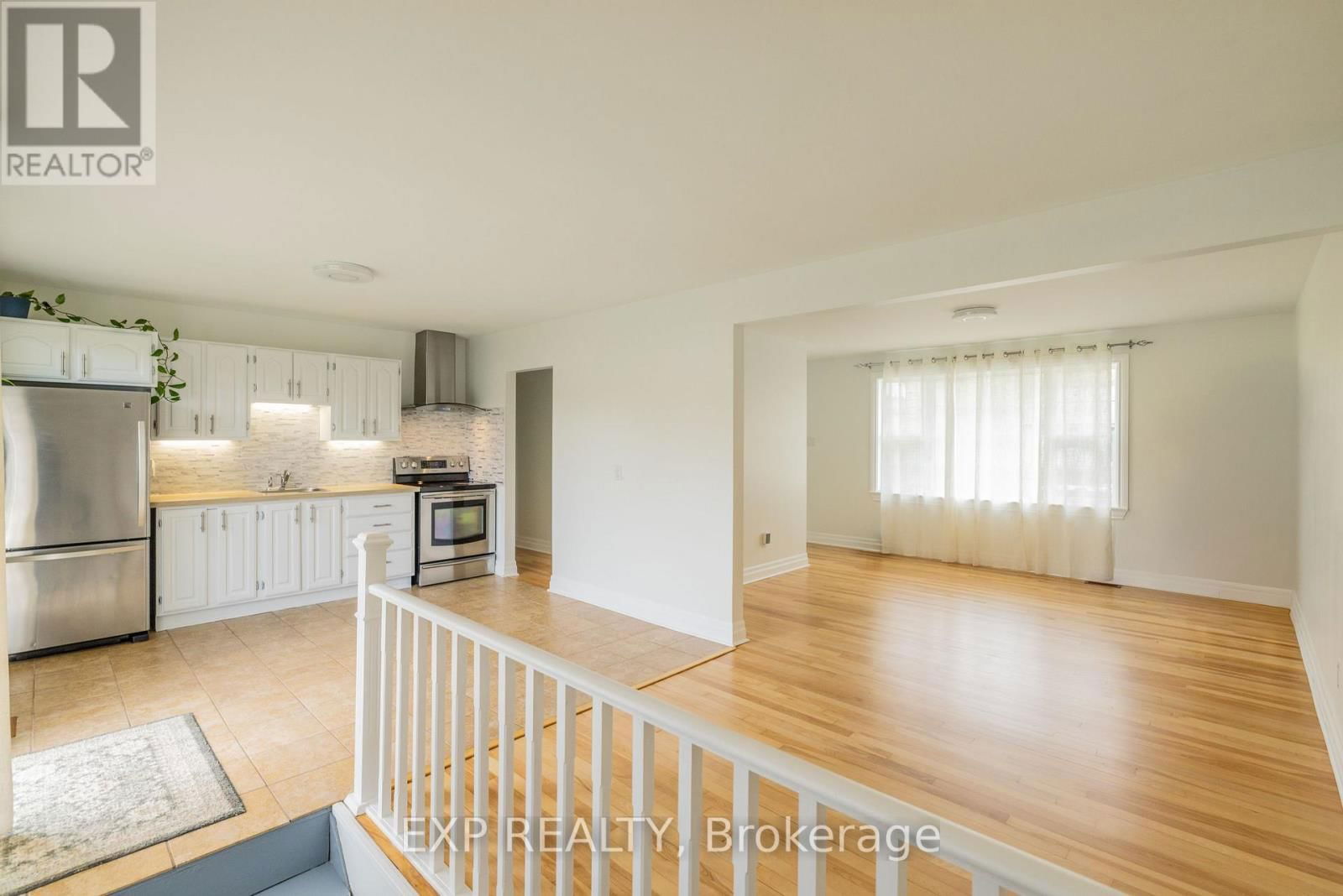 1954 ROSEBELLA AVENUE Image 7