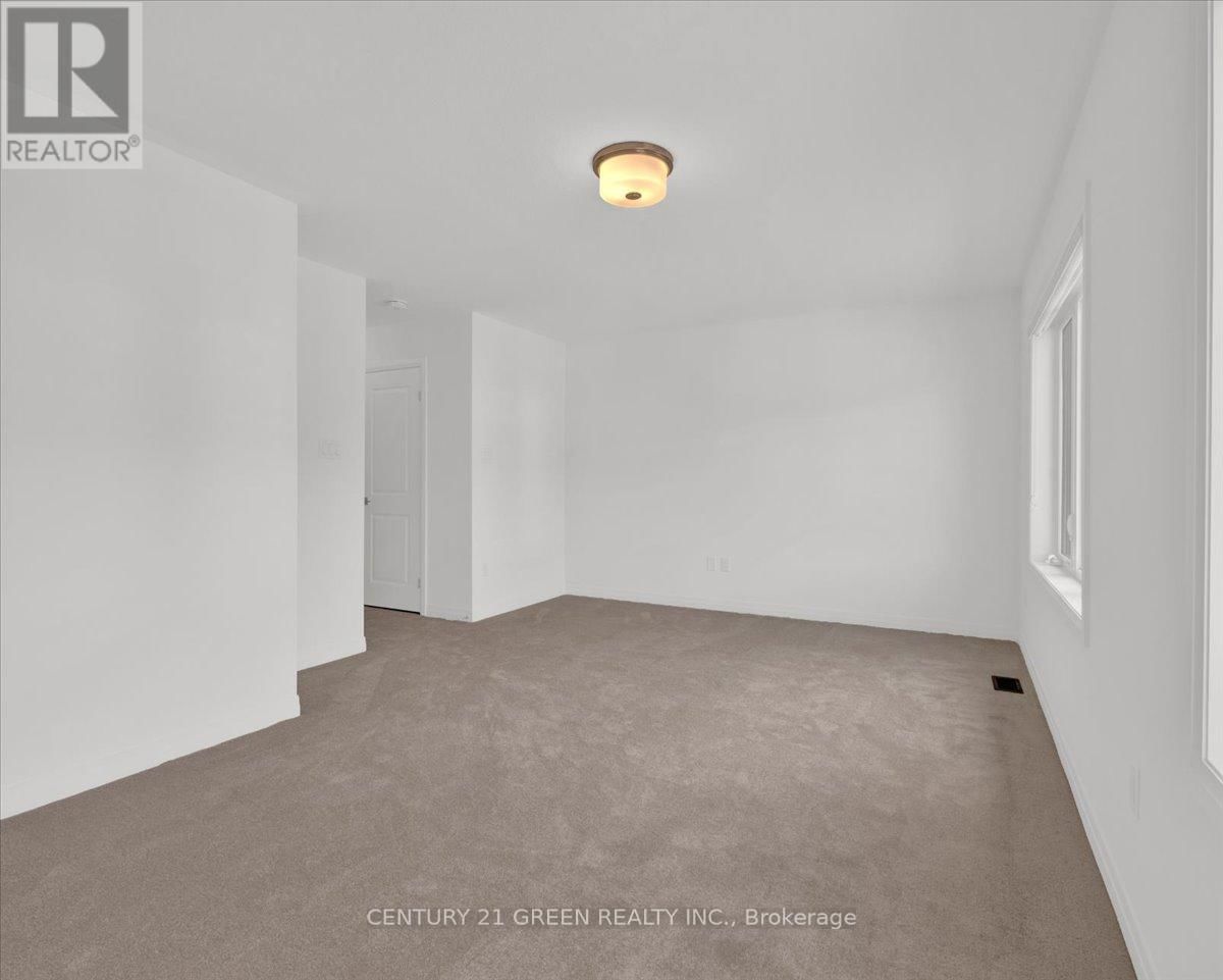 52 MCKERNAN AVENUE Image 25