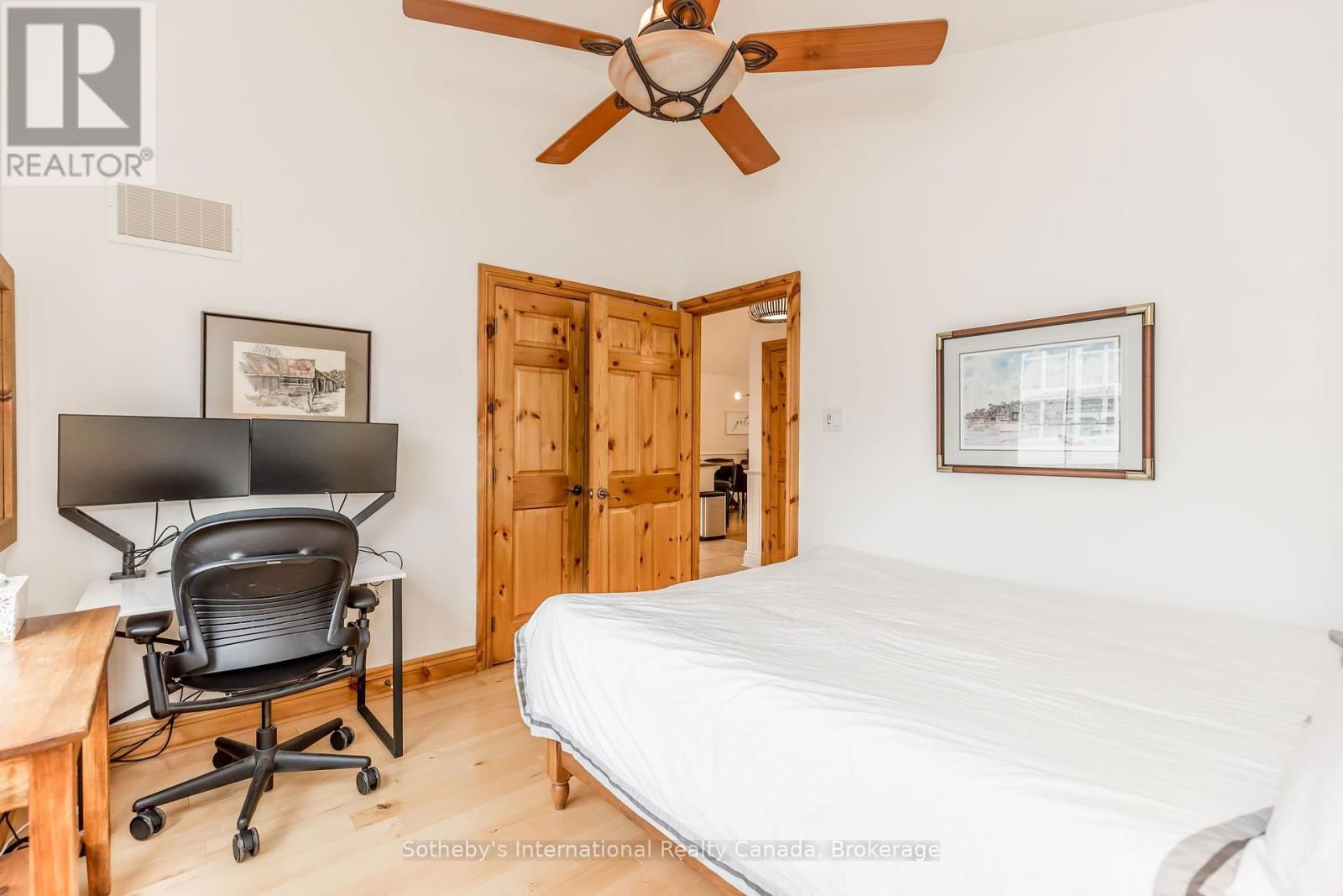 25 - 109 ALPINE SPRINGS COURT Image 21