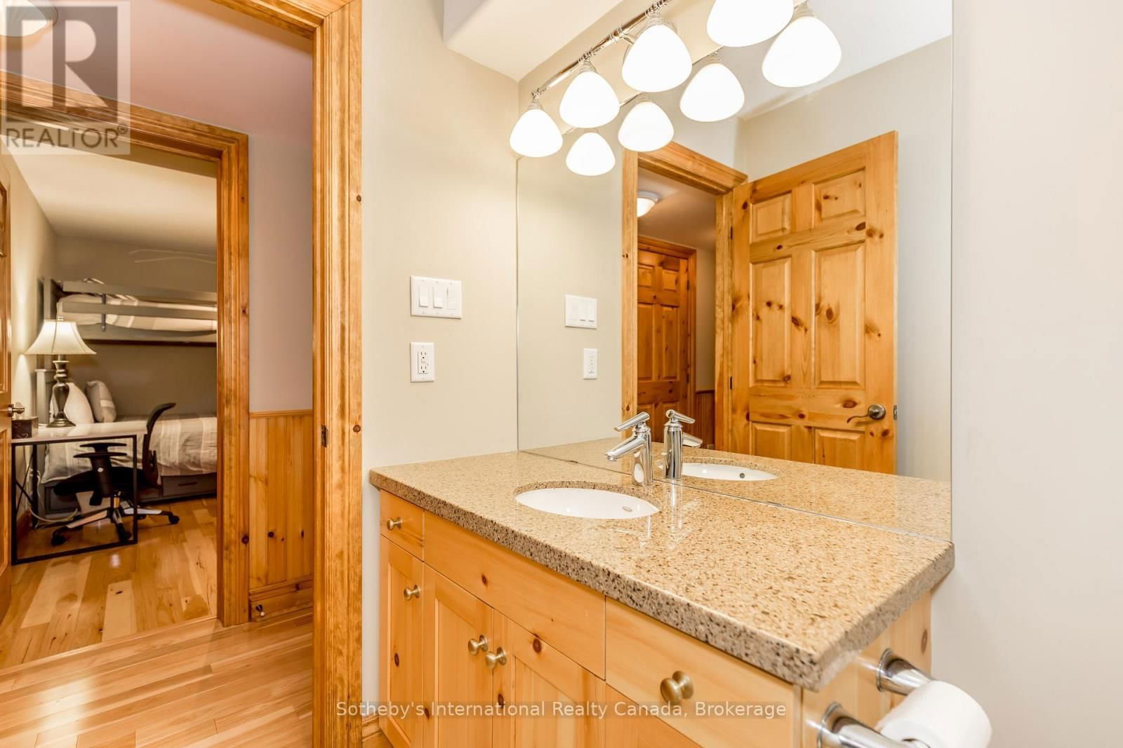 25 - 109 ALPINE SPRINGS COURT Image 38
