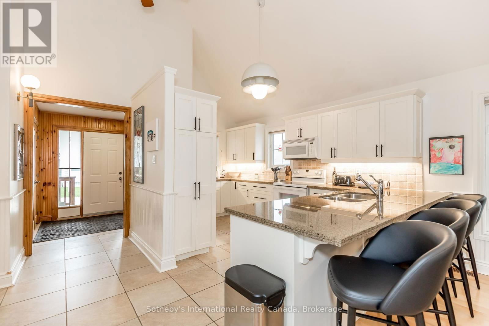 25 - 109 ALPINE SPRINGS COURT Image 5