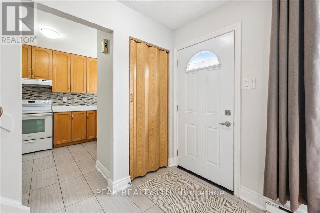 13 - 453 ALBERT STREET Image 4