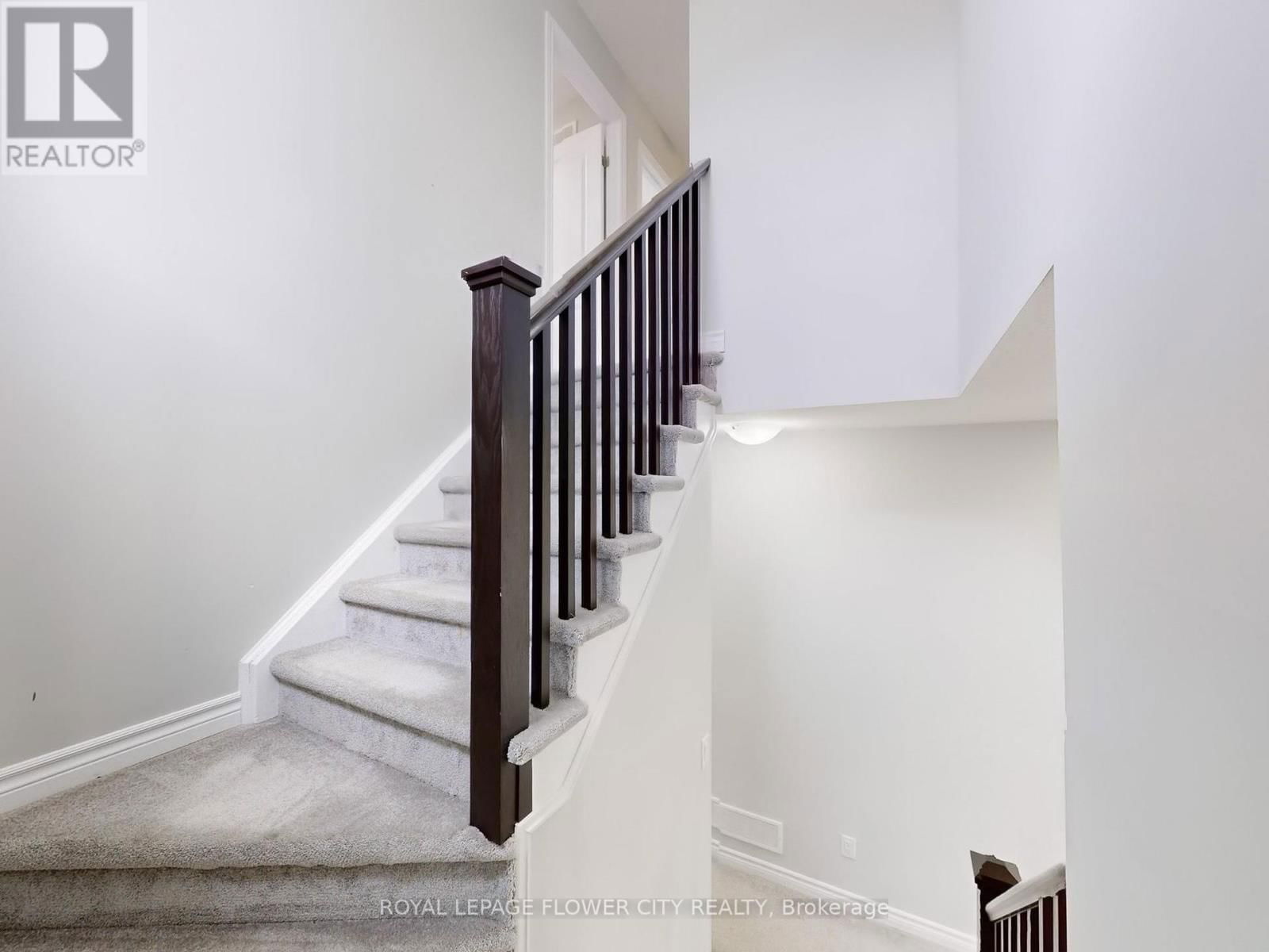 22 GLEASON CRESCENT Image 24