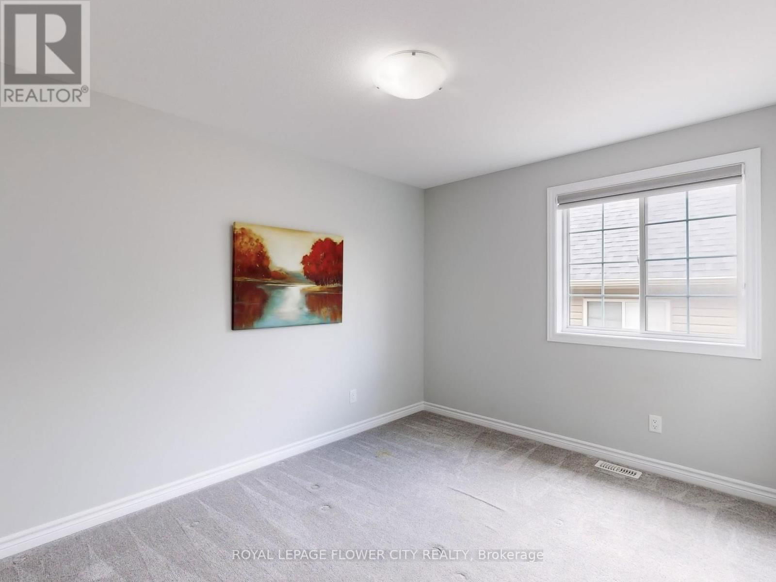 22 GLEASON CRESCENT Image 35