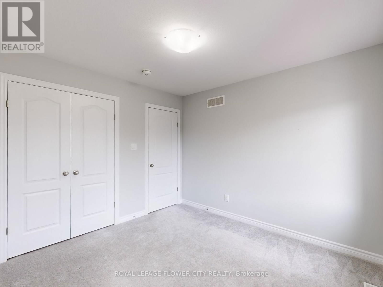 22 GLEASON CRESCENT Image 39