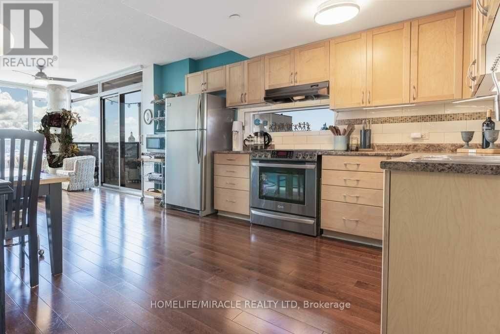 512 - 121 QUEEN STREET Image 6