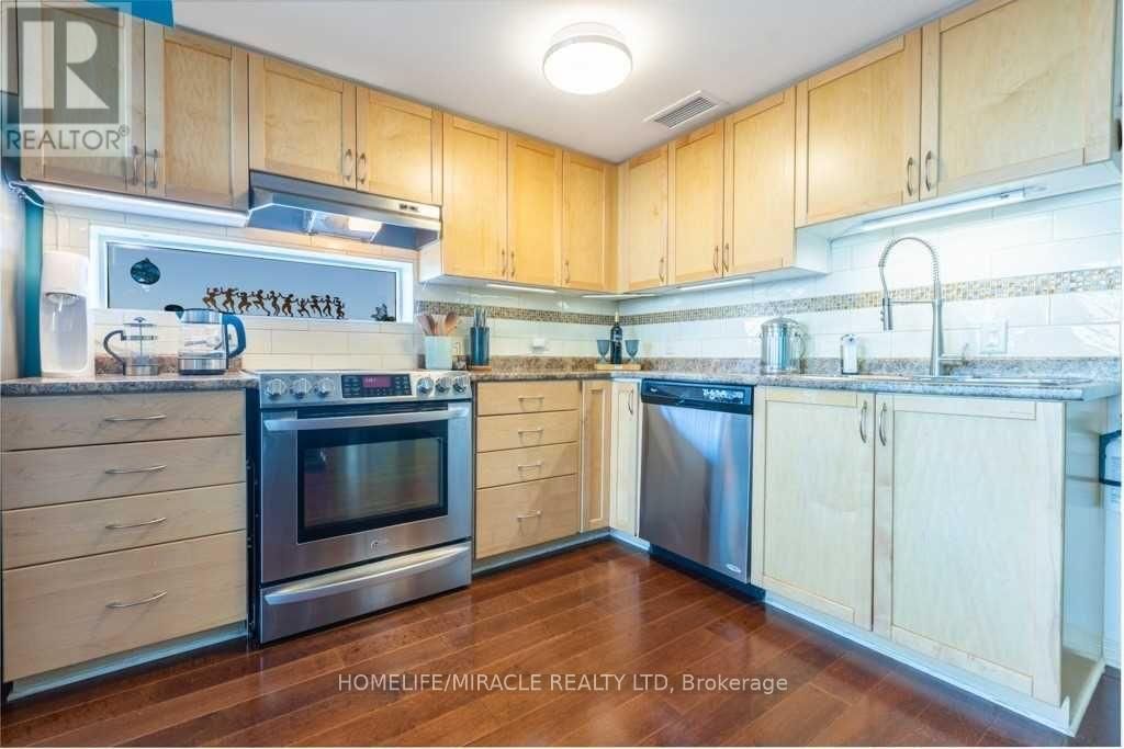 512 - 121 QUEEN STREET Image 7