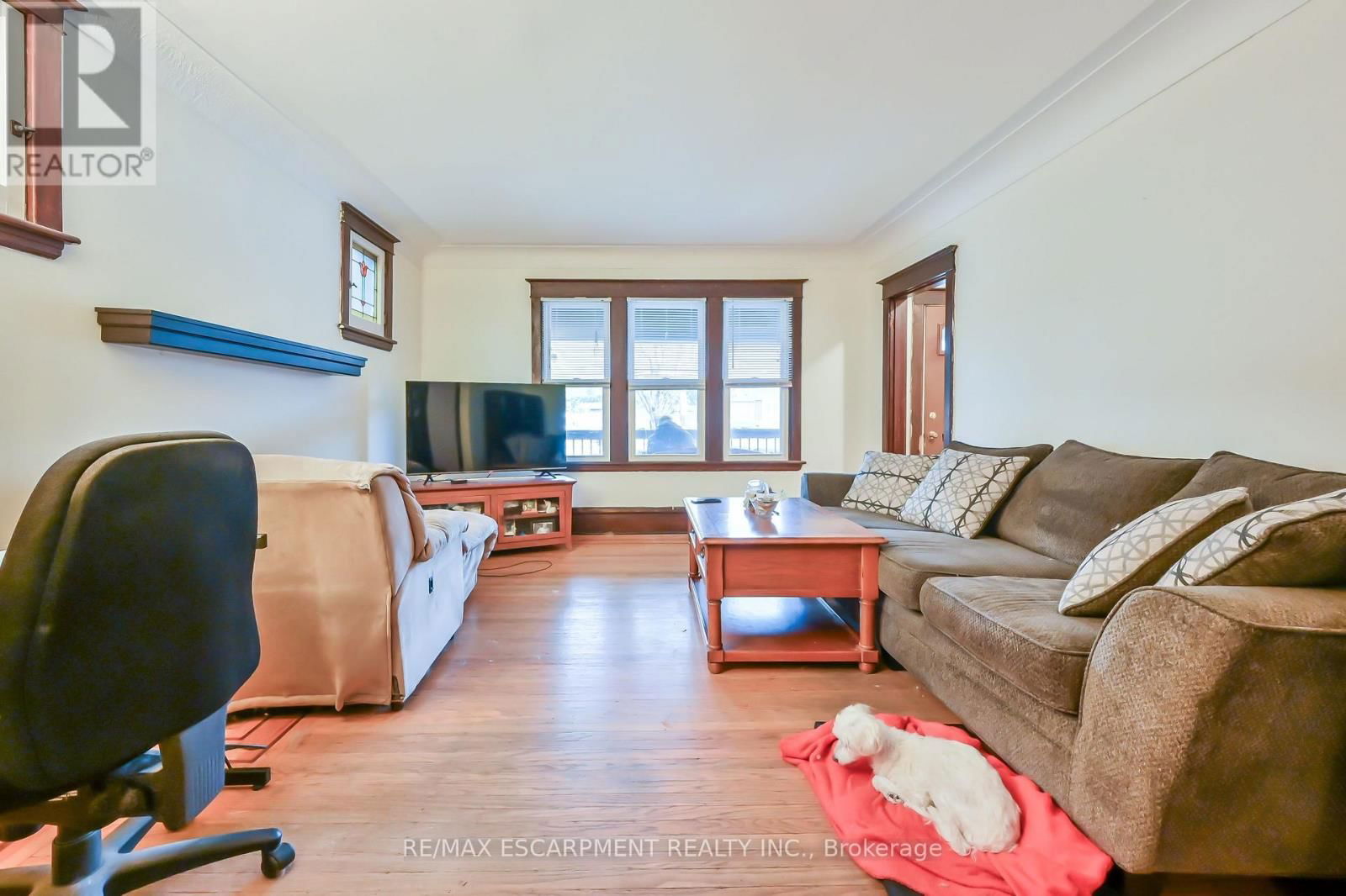 1597 KING STREET EAST Image 12
